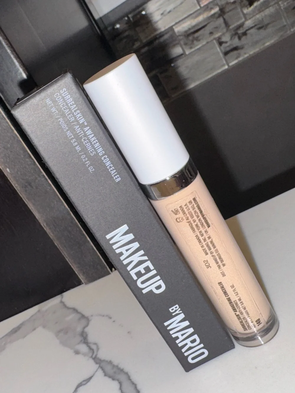 MAKEUP BY MARIO SurrealSkin™ Awakening Concealer - Shade 140 Light Warm NIB